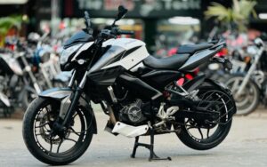 Bajaj Pulsar N 150 Price