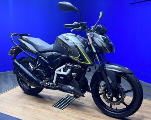 TVS Apache RTR 160 4V Mileage